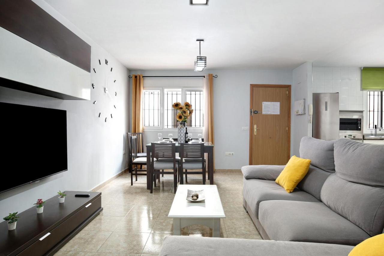 Apartamento Adosado Conil Centro - Familias Conil De La Frontera Exterior foto